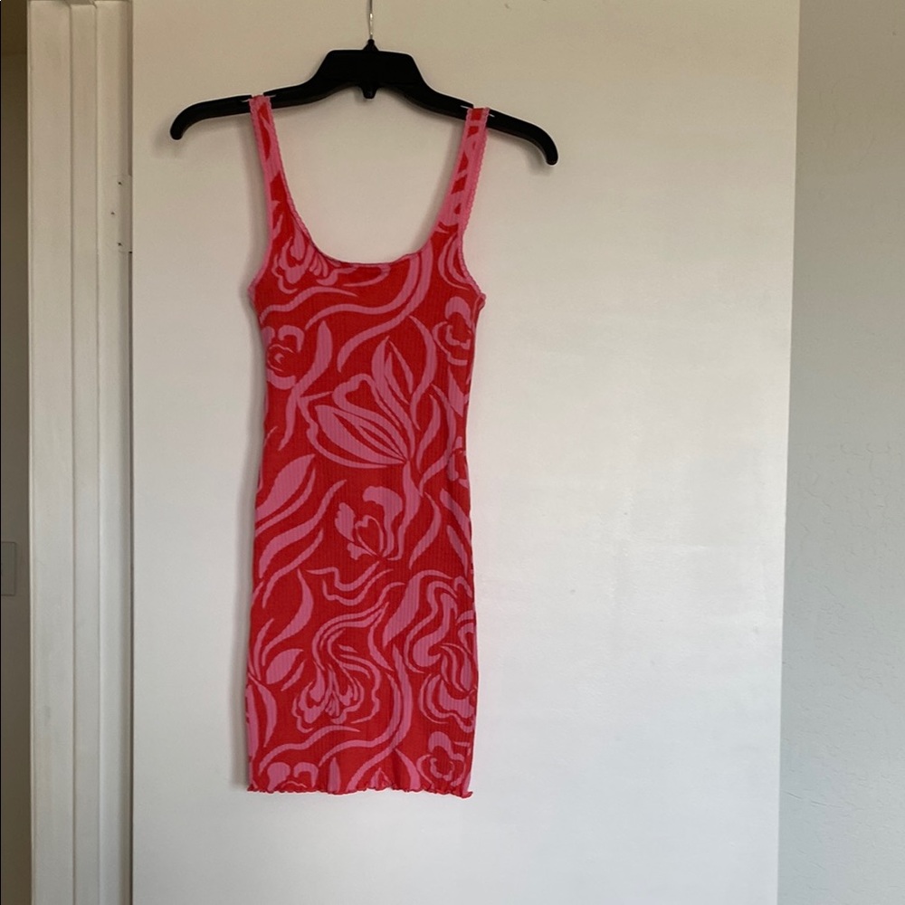 Stylish Red and Pink Patterned Dress